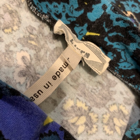 Kirra Geometric Print Crop Top - Picture 5 of 6